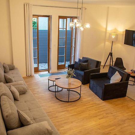 New City Centre Garden Apartment - Central Location Prága Kültér fotó