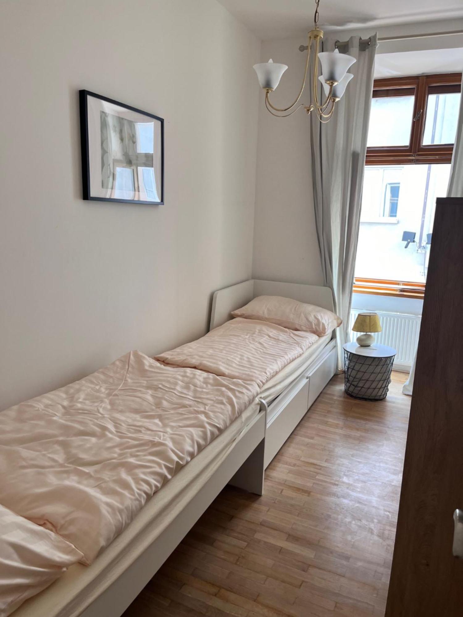 New City Centre Garden Apartment - Central Location Prága Kültér fotó