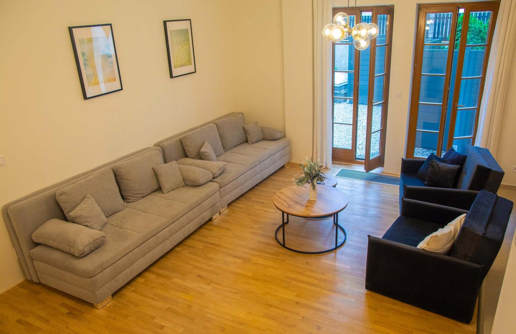 New City Centre Garden Apartment - Central Location Prága Kültér fotó