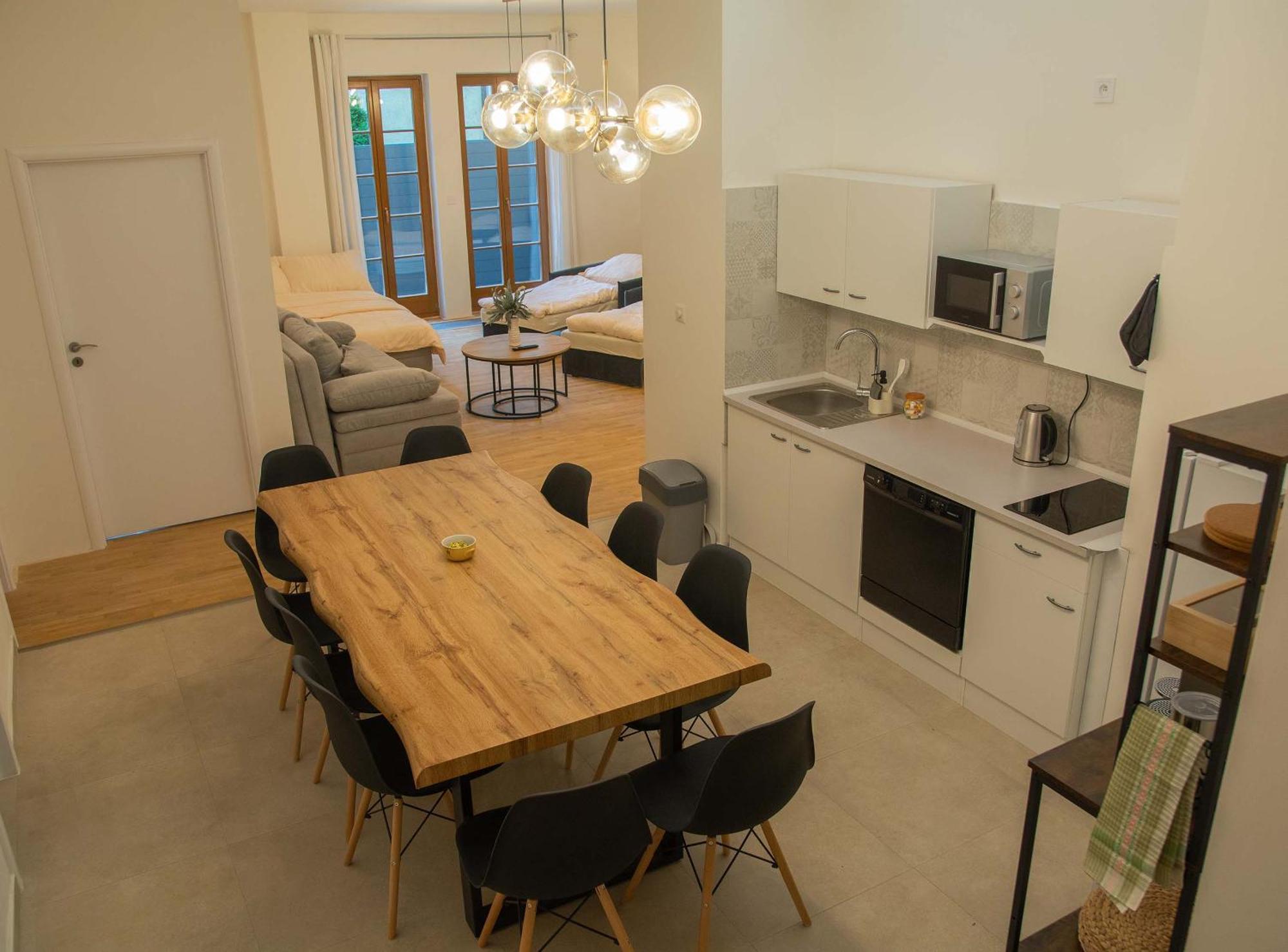 New City Centre Garden Apartment - Central Location Prága Kültér fotó