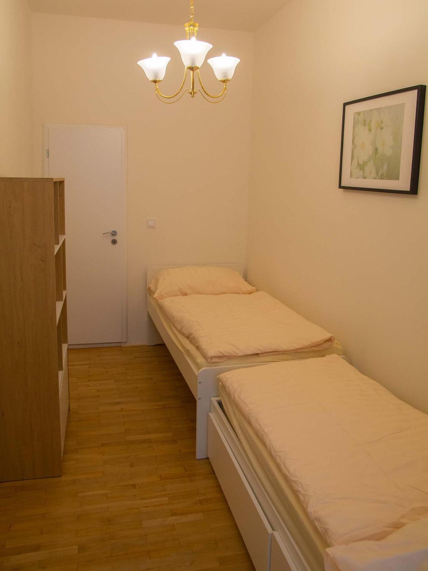New City Centre Garden Apartment - Central Location Prága Kültér fotó
